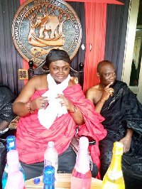 Denkyirabaahemaa Nana Ama Ayensuwa Saara III celebrate after the ruling