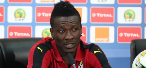 Asamoah Gyan B.850