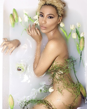 Nikki  Samonas Nude