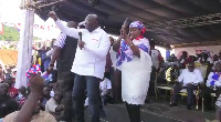 Bawumia addressing supporters at the final NPP rally in Kumawu