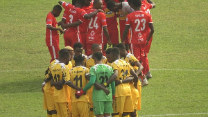 Asante Kotoko and Ashantigold players