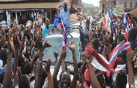 Nana Addo being cheered by Jubilant supporters of the NPP.