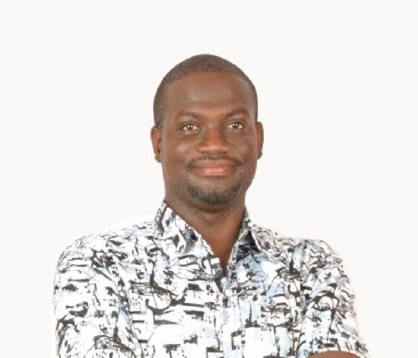 The author, Van-Ess Alootey