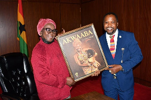 Ghana's Ambassador to the USA Hajia Alima Mahama with her Akwaaba frame