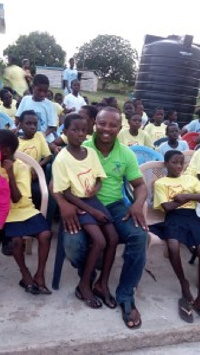 Kwamena Idan and the orphans