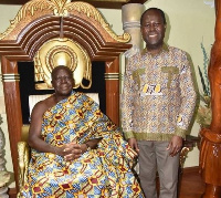 Otumfuo Osei Tutu II with COCOBOD CEO, Joseph Boahen Aidoo