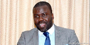 Former Black Stars defender, Samuel Osei Kuffour