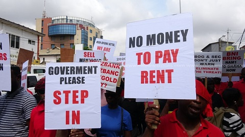 MenzGold customers protest | File photo