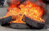 The EPA says the burning of car tyres contributes to lead poisoning