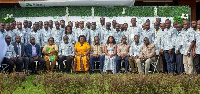 Olam Managers and college authorities in a group picture after the interaction