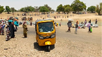 Civilians dey run enter Niger Republic after gunmen attack Damasak, for Borno state