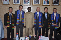 Dr Vanderpuije and the Chines delegation