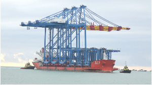 Arrival of the 12 rubber-tyre gantry (RTGs) cranes