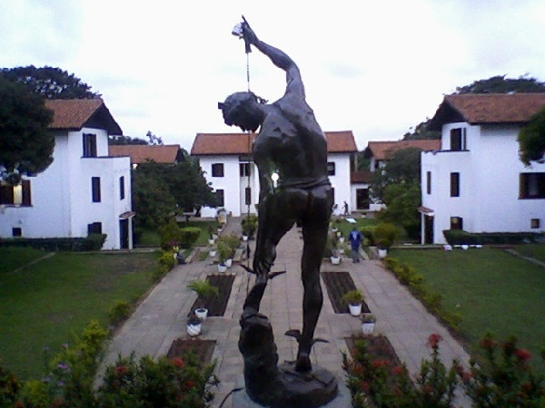 Establishing shot of the Commonwealth Hall at University of Ghana