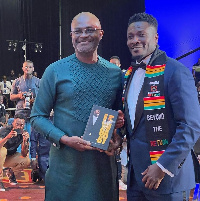 Kennedy Agyapong buys Asamoah Gyan's LeGYANdary book