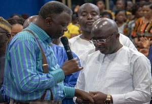 Rev. Eastwood Ababa and Vice President Dr. Mahamudu Bawumia