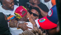 Wizkid reconciles with Davido