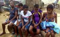 This picture shows some teenagers who have been impregnated