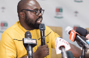 Peter Boamah Otukunor of the NDC and Mohammed Frimpong of the NDP traded words