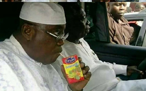 Nana Akufo-Addo, was spotted in his vehicle drinking Kalypo