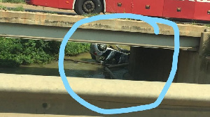 The car found in the ditch on the Accra-Tema motorway