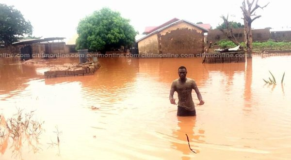 Flooding resulting from the Bagre Dam spillage