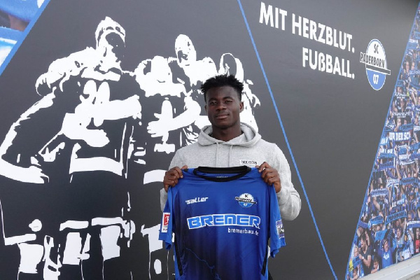 Kelvin Ofori unveiled by Paderborn