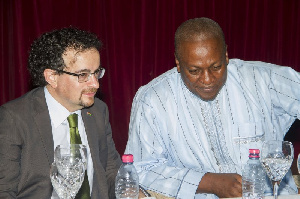 UK High Commissioner to Ghana, Jon Benjamin with President John Mahama