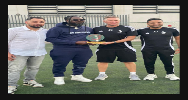 Al Ettifaq FC officials with ex-Ghana star Prince Tagoe