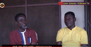 Kwaku Manu (right) speaking with Dan Kwaku Yeboah