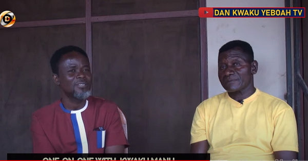 Kwaku Manu (right) speaking with Dan Kwaku Yeboah