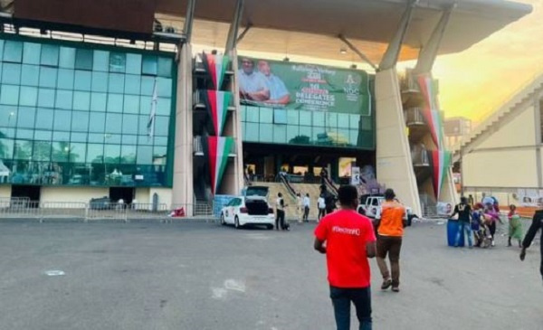 Voters making their way to the venue