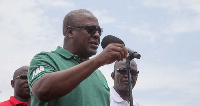 President John Dramani Mahama addresses party supporters on a campaign tour