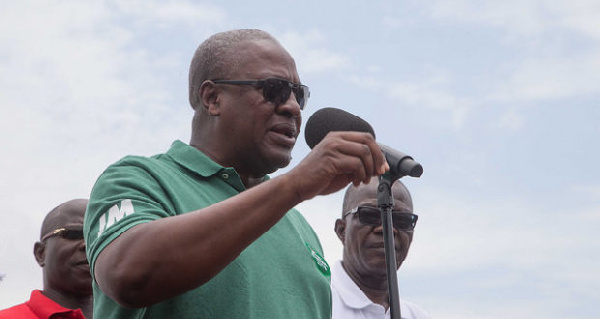 President John Dramani Mahama addresses party supporters on a campaign tour