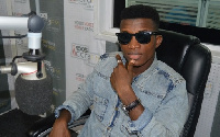 Kofi Kinaata says he is currently looking up to Stonebwoy to give him the green light