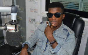 Kofi Kinaata says he is currently looking up to Stonebwoy to give him the green light