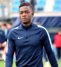 Winger, David Atanga