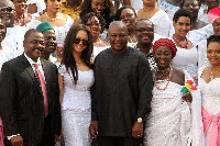 Members of the Ghana Actors Guild in a pose with President Mahama