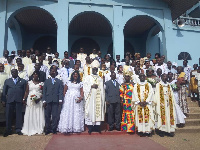 Archbishop John Bonaventure Kwofie and other officials with the couples