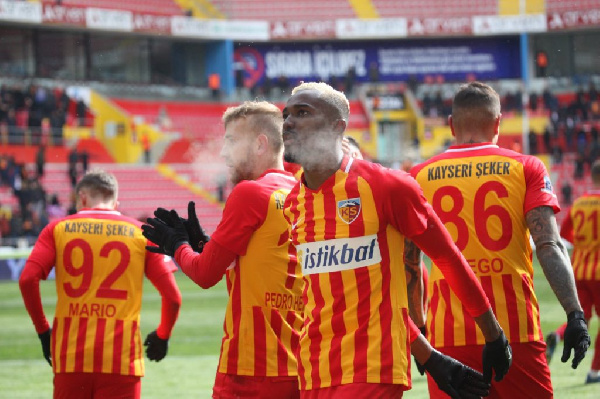 Bernard Mensah provided Don Bortey-like curling assist for Kayserispor in their 1-0 victory