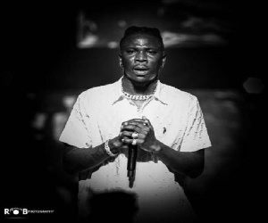 Stonebwoy Black And White 8