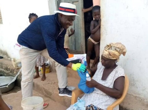 Alex Agyekum reaching out to constituents during lockdown