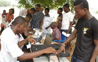 File Photo: Voters verification at polling a polling station