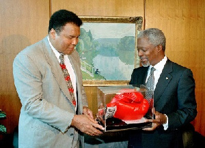 Muhammad Ali with Kofi Annan