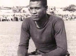 The Legendary Goalkeeper, Robert Mensah.jfif