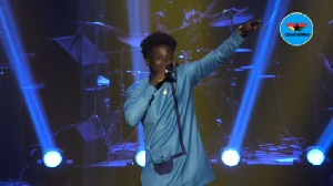 Kuami Eugene performing at MTN Music Festival