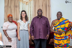 A group picture of Harriet Thompson, Joe Ghartey and some dignitaries