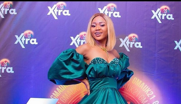 Video vixen, Akuapem Poloo