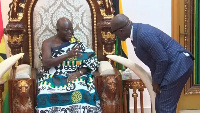 CEO of KATH, Prof. Otchere Addai Mensah interacting with Asantehene Otumfuo Osei Tutu II