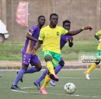 Midfielder Stephen Nana Bentil